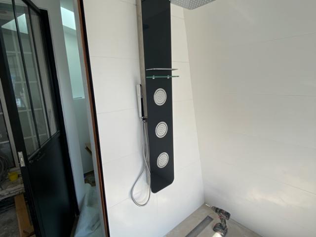 Plomberie - Installation d'équipements sanitaires divers